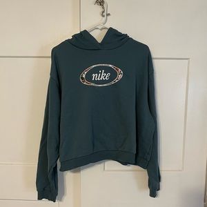 Nike cropped hoodie